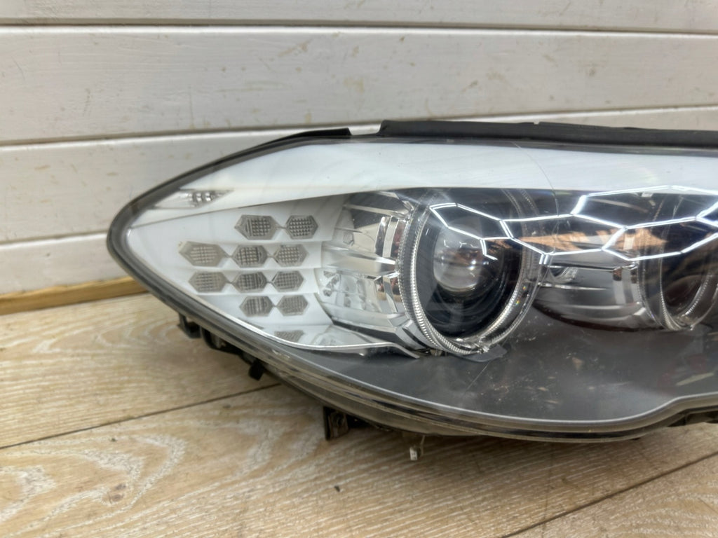 Frontscheinwerfer BMW 5 F11 F10 7203245-13 Ein Stück (Rechts oder Links) SCH5708733551rz