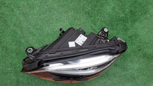 Laden Sie das Bild in den Galerie-Viewer, Frontscheinwerfer Mercedes-Benz W205 A2059062106KZ Full LED Links Headlight SCH5643139424qa