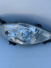 Laden Sie das Bild in den Galerie-Viewer, Frontscheinwerfer Mazda 5 C235-51030 317704066 Ein Stück (Rechts oder Links)