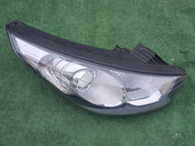 Laden Sie das Bild in den Galerie-Viewer, Frontscheinwerfer Hyundai Ix35 Rechts Scheinwerfer Headlight SCH1629610532iw