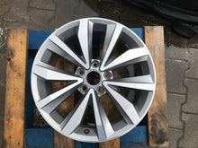 Load image into Gallery viewer, 1x Alufelge 17 Zoll 2GA601025B VW Golf Viii Rim Wheel FEL8717689239qu