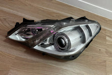 Load image into Gallery viewer, Frontscheinwerfer Mercedes-Benz A207 A2078304361 Xenon Links Headlight