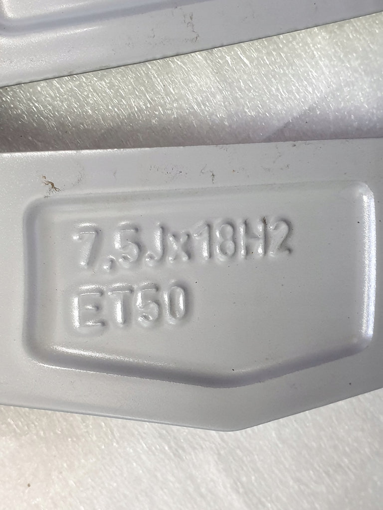 1x Alufelge 18 Zoll 7.5" 5x112 50ET 10A071498 VW Id.3 Rim Wheel