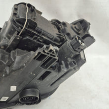 Laden Sie das Bild in den Galerie-Viewer, Frontscheinwerfer Seat Ibiza 6F1941006B Rechts Scheinwerfer Headlight