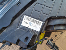 Load image into Gallery viewer, Frontscheinwerfer Hyundai I I40 92101-3Z620 Xenon Links Scheinwerfer Headlight