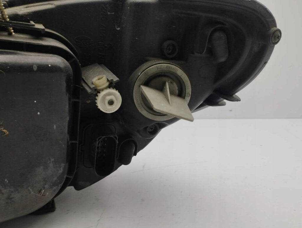 Frontscheinwerfer Mercedes-Benz Viano W639 Vito 24670400 Links Headlight