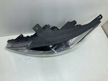 Load image into Gallery viewer, Frontscheinwerfer Kia Sportage 921013U250 Links Scheinwerfer Headlight SCH5524915597xr