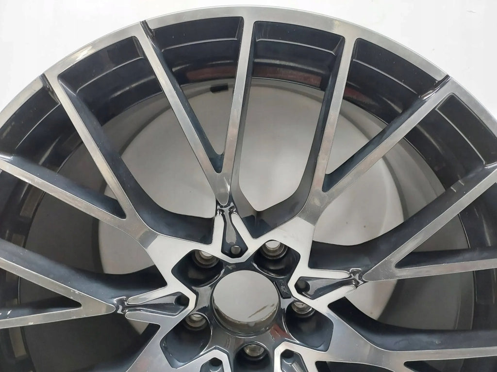1x Alufelge 19 Zoll 10.0" 5x120 40ET Glanz Schwarz 8073848 BMW F87 Rim Wheel FEL7670676471zs
