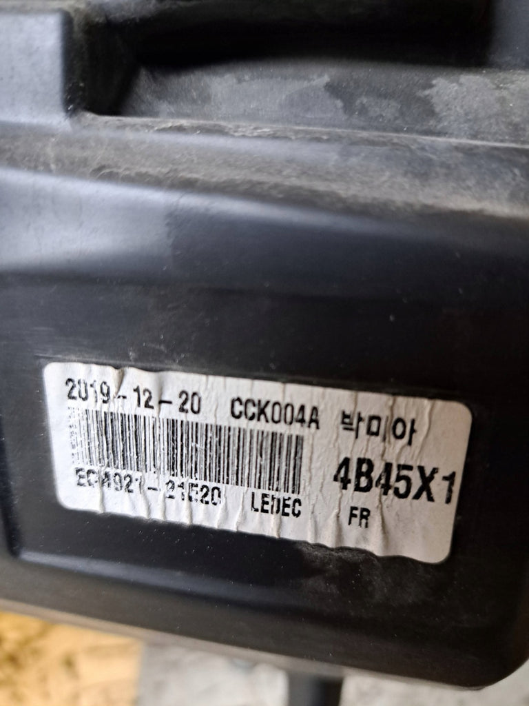 Frontscheinwerfer Mitsubishi Outlander III 8301D3-32 LED Rechts Headlight