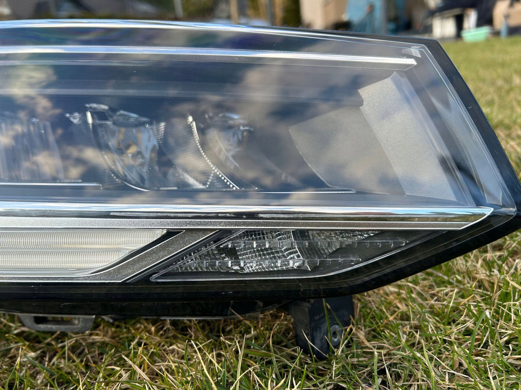 Frontscheinwerfer Audi Q2 81A941012C LED Rechts Scheinwerfer Headlight SCH6785065506ow