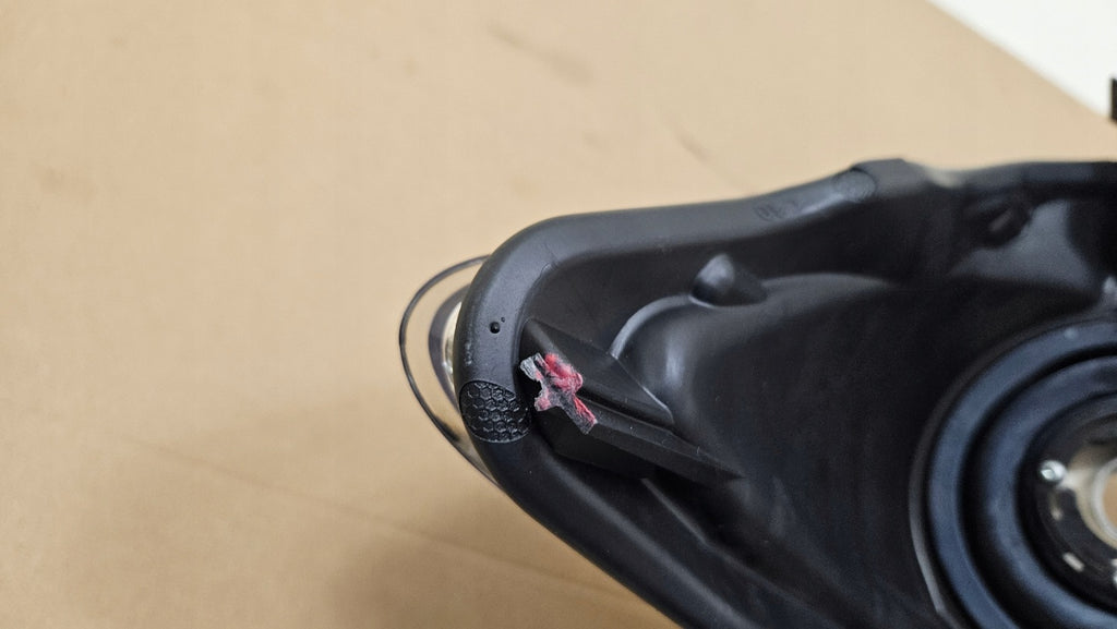 Frontscheinwerfer Toyota Auris 81130-02A40 Rechts Scheinwerfer Headlight