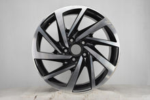 Laden Sie das Bild in den Galerie-Viewer, 1x Alufelge 17 Zoll 7.0&quot; 5x112 40ET Glanz Graphit 5NA601025 Mg Tiguan Rim Wheel