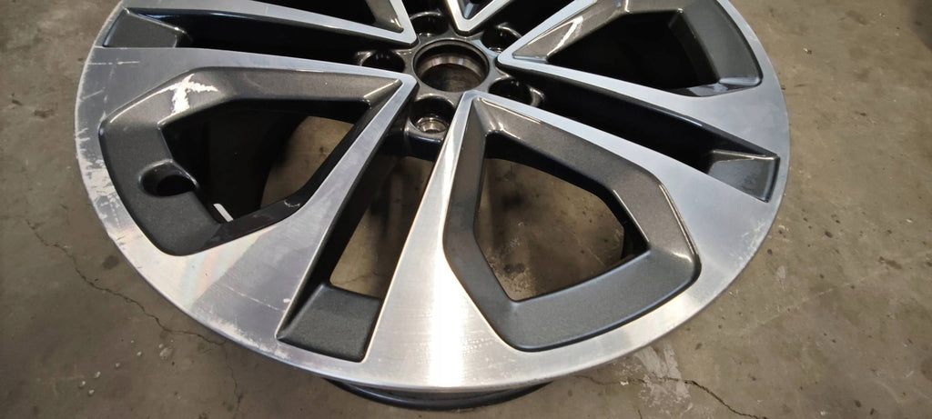 1x Alufelge 18 Zoll 8.0" 5x112 46ET 8Y0601025CE Audi A3 Rim Wheel FEL5812757149ba