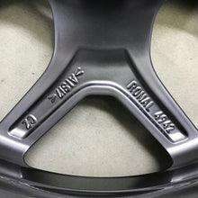Load image into Gallery viewer, 1x Alufelge 18 Zoll 7.5" 5x112 23ET Glanz Grau 5A324D5 BMW 1 Rim Wheel FEL4778927171lm