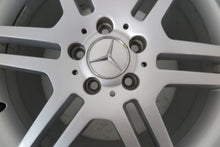 Laden Sie das Bild in den Galerie-Viewer, 1x Alufelge 17 Zoll 8.5" 5x112 58ET Silber A2044014602 Mercedes-Benz W204 FEL1125069996dd