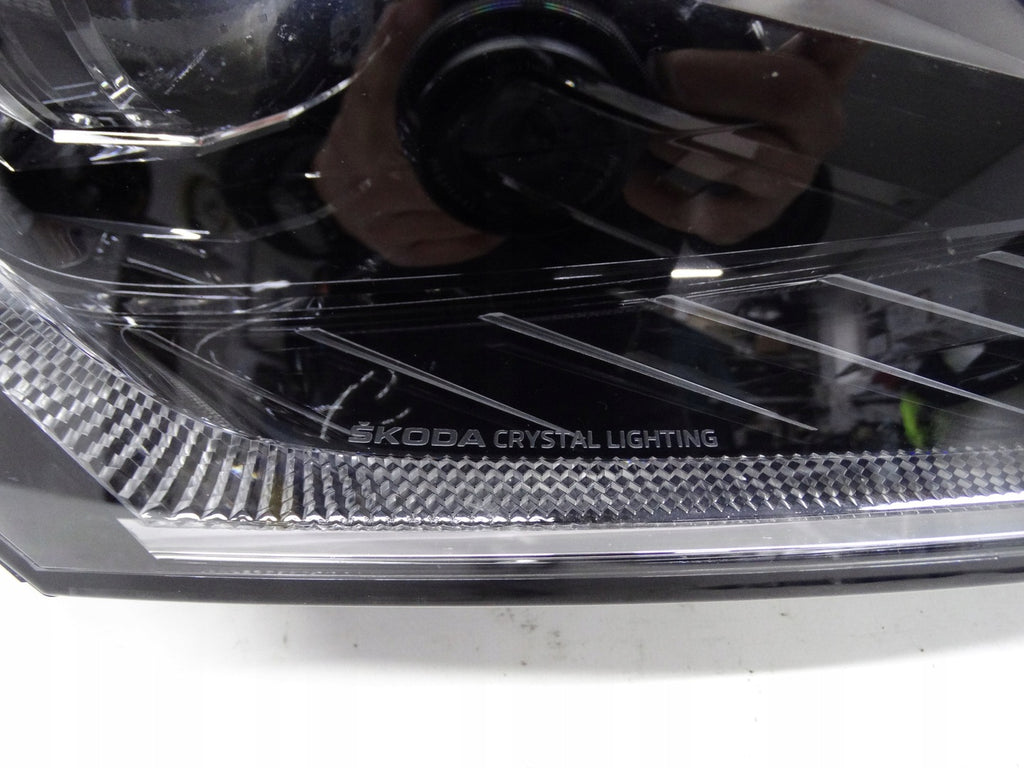 Frontscheinwerfer Skoda Octavia IV 5E4941016B LED Rechts Scheinwerfer Headlight SCH9686214966ta