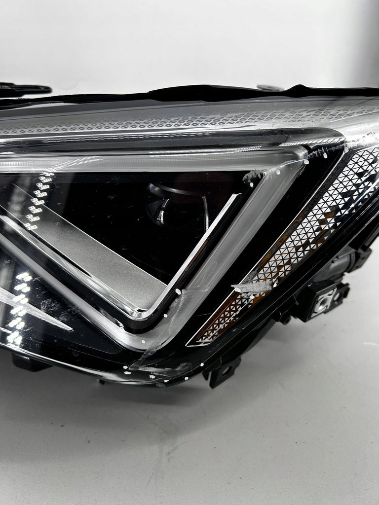 Frontscheinwerfer Seat Leon 5FB941007J LED Ein Stück (Rechts oder Links)