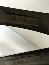 Load image into Gallery viewer, 1x Alufelge 17 Zoll 7.5" 5x112 45ET Glanz Silber VW Rim Wheel FEL6903864969si