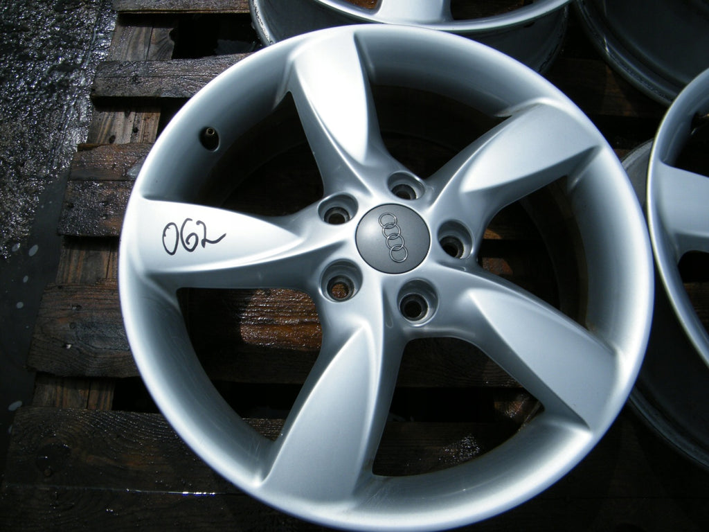 4x Alufelge 17 Zoll 6.0" 5x112 48ET Glanz Silber 8T0601025B Audi A3 Rim Wheel FEL4241775872tg