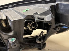 Laden Sie das Bild in den Galerie-Viewer, Frontscheinwerfer Peugeot Expert 9808235780 Xenon Rechts Scheinwerfer Headlight SCH7780435076qo