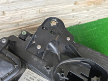 Laden Sie das Bild in den Galerie-Viewer, Frontscheinwerfer BMW 1 F40 9448100 LED Rechts Scheinwerfer Headlight SCH9438606887os