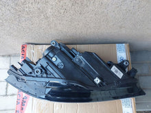 Laden Sie das Bild in den Galerie-Viewer, Frontscheinwerfer Skoda Superb 3P1941016 Full LED Rechts Scheinwerfer Headlight SCH6477223573qq