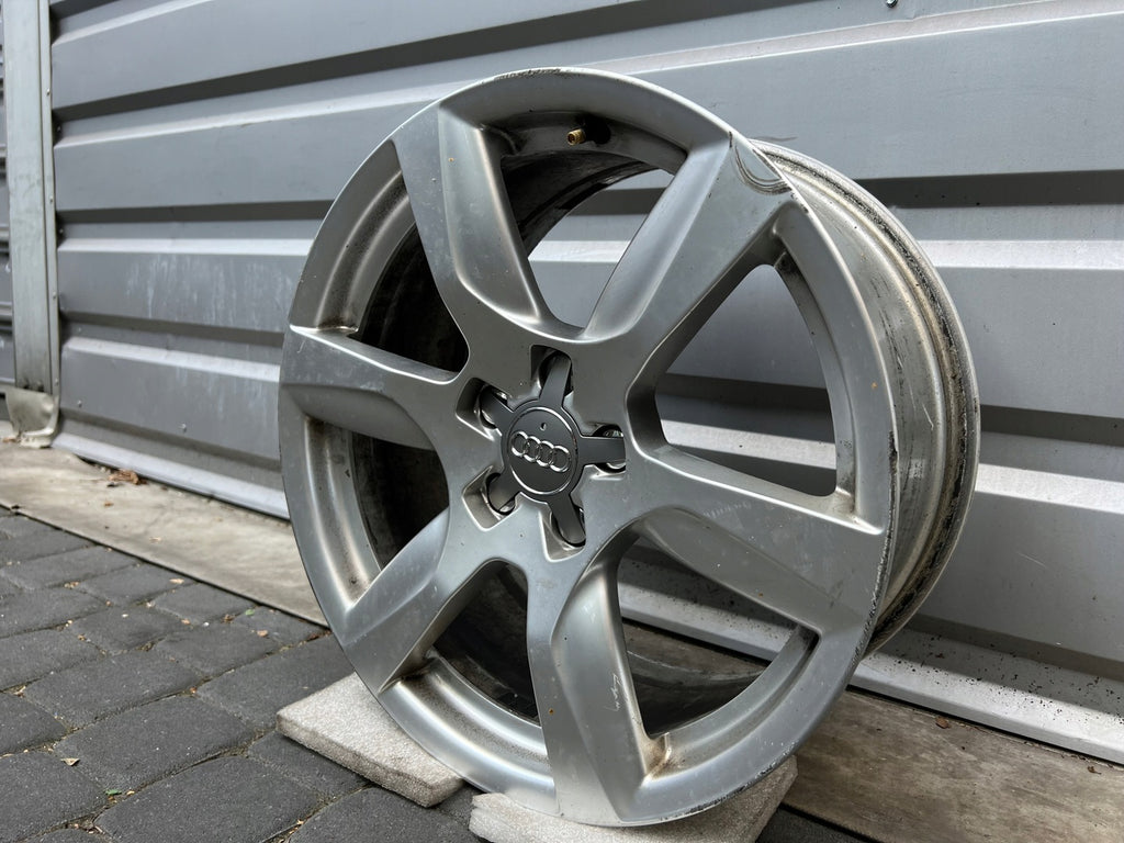 1x Alufelge 18 Zoll 8.5" 5x112 42ET Audi Rim Wheel