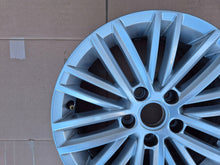 Load image into Gallery viewer, 1x Alufelge 16 Zoll 6.5" 5x112 46ET 5G0601025AT VW Golf Vii Rim Wheel FEL1954192503qg