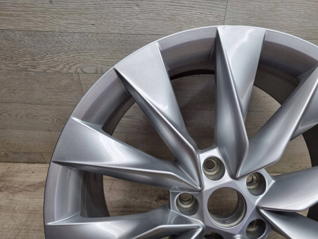 1x Alufelge 19 Zoll 8.0" 5x112 45ET Glanz Silber 5LA601025 Skoda Enyaq Iv FEL5176321931cz