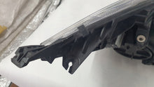 Laden Sie das Bild in den Galerie-Viewer, Frontscheinwerfer Ford Transit Custom JK21-13D153-BH Xenon Links Headlight