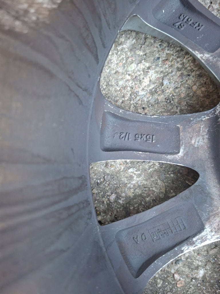 4x Alufelge 15 Zoll 5.5" 4x100 40ET Glanz Silber 9965465550 Mazda 2 Dj Rim Wheel FEL3246505802tt