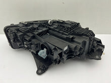 Laden Sie das Bild in den Galerie-Viewer, Frontscheinwerfer BMW 2 Active Tourer U06 5A42247 LED Links Headlight