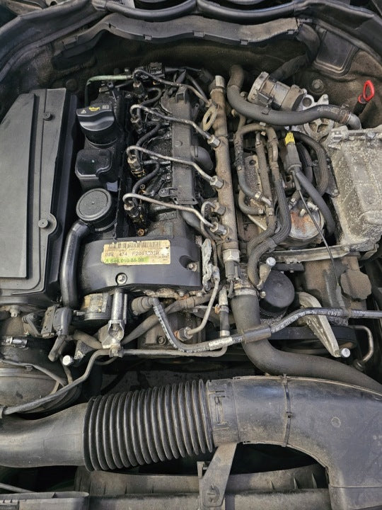 Motor Mercedes-Benz W204 646811 2.2 CDI Diesel Engine Unkomplett MOT6421940157xx