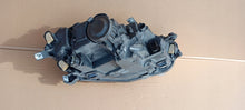Laden Sie das Bild in den Galerie-Viewer, Frontscheinwerfer VW Polo 2G1941005C 73669519 Links Scheinwerfer Headlight