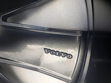 Load image into Gallery viewer, 1x Alufelge 20 Zoll 8.5" 5x108 47 5ET Glanz Schwarz 32243396 Volvo S90 V90 FEL5513185548bw