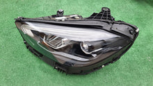 Laden Sie das Bild in den Galerie-Viewer, Frontscheinwerfer Mercedes-Benz W206 A2069068104 LED Links Headlight SCH1257086057pg