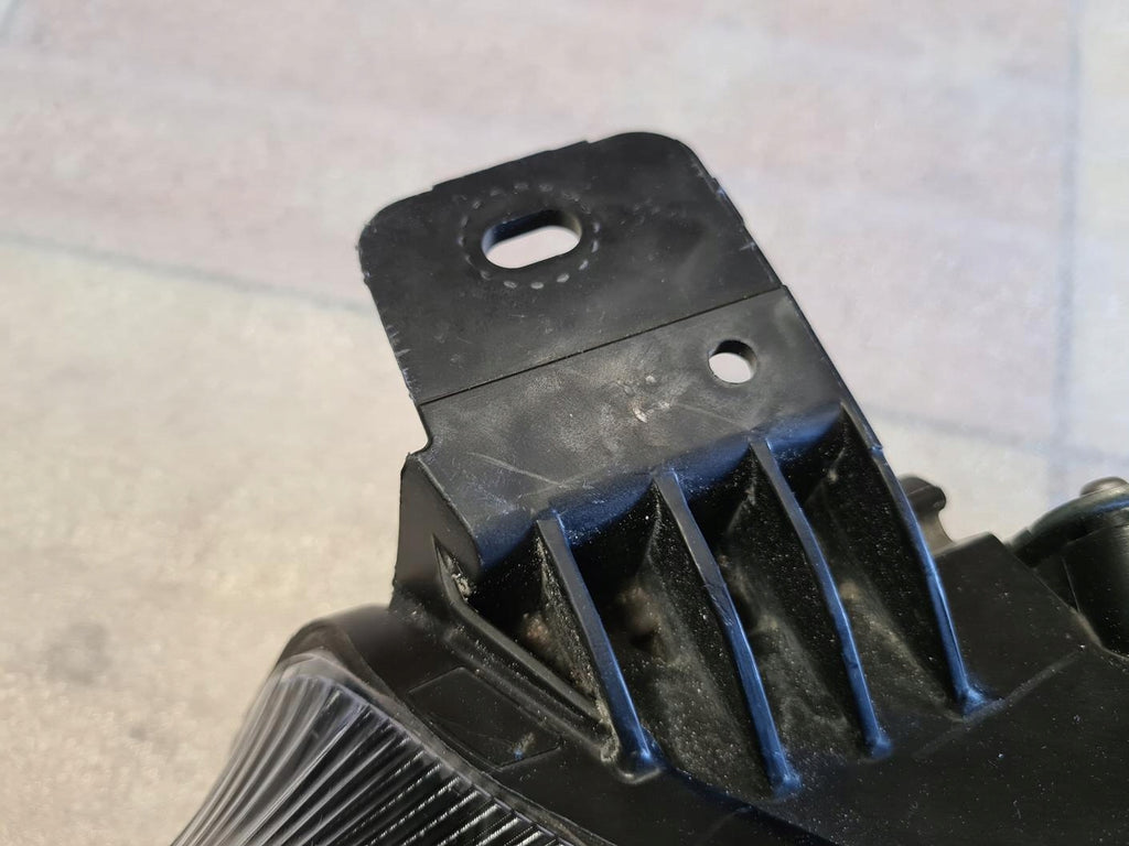 Frontscheinwerfer Ford Focus MX7B-13E015-ED Links Scheinwerfer Headlight SCH1635849716tc