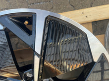 Load image into Gallery viewer, 1x Alufelge 21 Zoll 8.5" 5x112 Glanz 89A601025A Audi E Tron Rim Wheel FEL3231477166lt