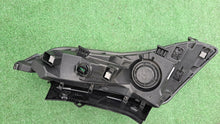 Laden Sie das Bild in den Galerie-Viewer, Frontscheinwerfer Hyundai Tucson 92208N7400 LED Rechts Scheinwerfer Headlight SCH6738137160jz