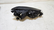 Laden Sie das Bild in den Galerie-Viewer, Frontscheinwerfer VW Golf VII I 5G1941005D Links Scheinwerfer Headlight SCH4041595471yr