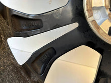 Laden Sie das Bild in den Galerie-Viewer, 1x Alufelge 18 Zoll 7.0" 5x108 47 5ET Glanz Schwarz L1TC-H1A Ford Puma Rim Wheel FEL1568745596oe