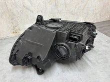 Laden Sie das Bild in den Galerie-Viewer, Frontscheinwerfer Mercedes-Benz W206 A2069068204 LED Rechts Headlight SCH6465795207pc
