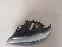 Load image into Gallery viewer, Frontscheinwerfer BMW E91 E90 7202589 7240263 7202593 Links Headlight SCH4807237406vr