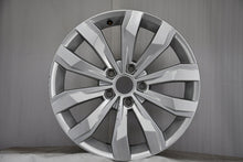 Load image into Gallery viewer, 1x Alufelge 17 Zoll 7.0" 5x112 45ET Glanz Silber 2GA601025A VW Rim Wheel FEL9794730727pj