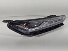 Laden Sie das Bild in den Galerie-Viewer, Frontscheinwerfer Hyundai Kona 92208J9000 LED Rechts Scheinwerfer Headlight SCH1757995934ig