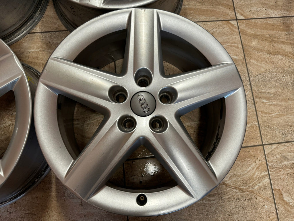 4x Alufelge 17 Zoll 7.5" 5x112 56ET Glanz Silber 8P0601025D Audi A3 Rim Wheel FEL9794090086vg