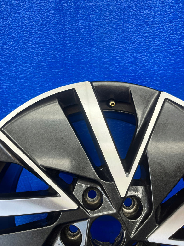 1x Alufelge 18 Zoll 7.5" 5x112 48ET Glanz Schwarz 5E3601025AD Mg Octavia 5e3 Iv