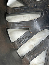 Load image into Gallery viewer, 1x Alufelge 18 Zoll 8.0" 5x112 50ET Glanz CMA476808 Audi I Rim Wheel FEL6908140209xx