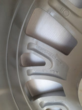 Load image into Gallery viewer, 1x Alufelge 16 Zoll 6.5&quot; 4x100 43ET Glanz 403004492R Renault Rim Wheel