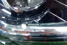 Laden Sie das Bild in den Galerie-Viewer, Frontscheinwerfer Skoda Superb III 3V1941016D Rechts Scheinwerfer Headlight SCH3490531743aj